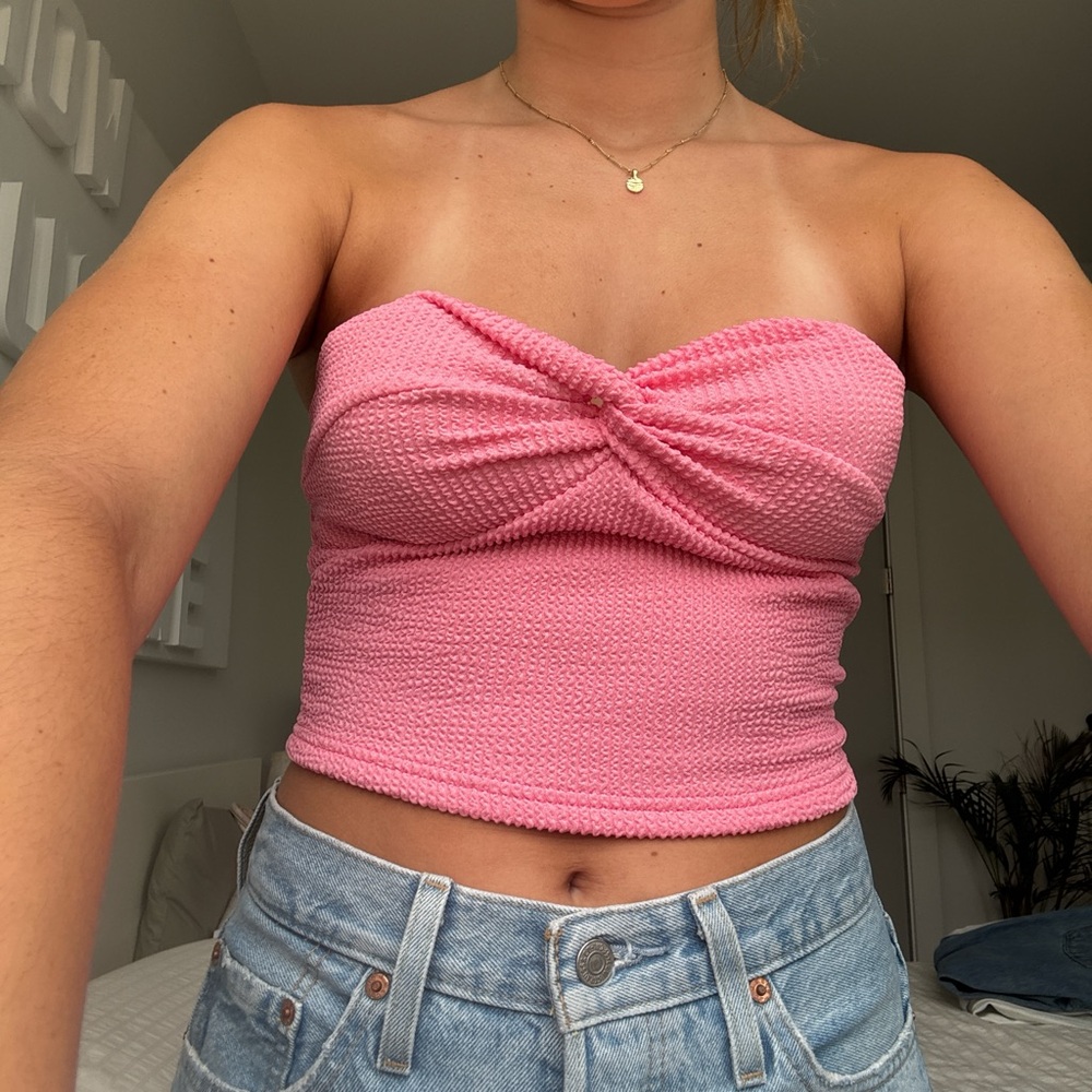 SHEIN Pink Textured Strapless Crop Top
